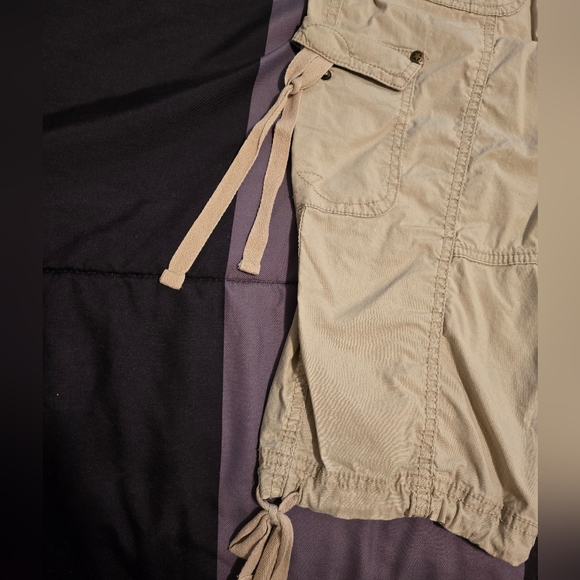 Khaki Bermuda cargo shorts - Picture 3 of 7
